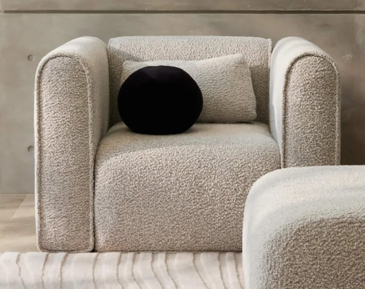 The Bungalow 1-seater, the product photo supplied by the brand